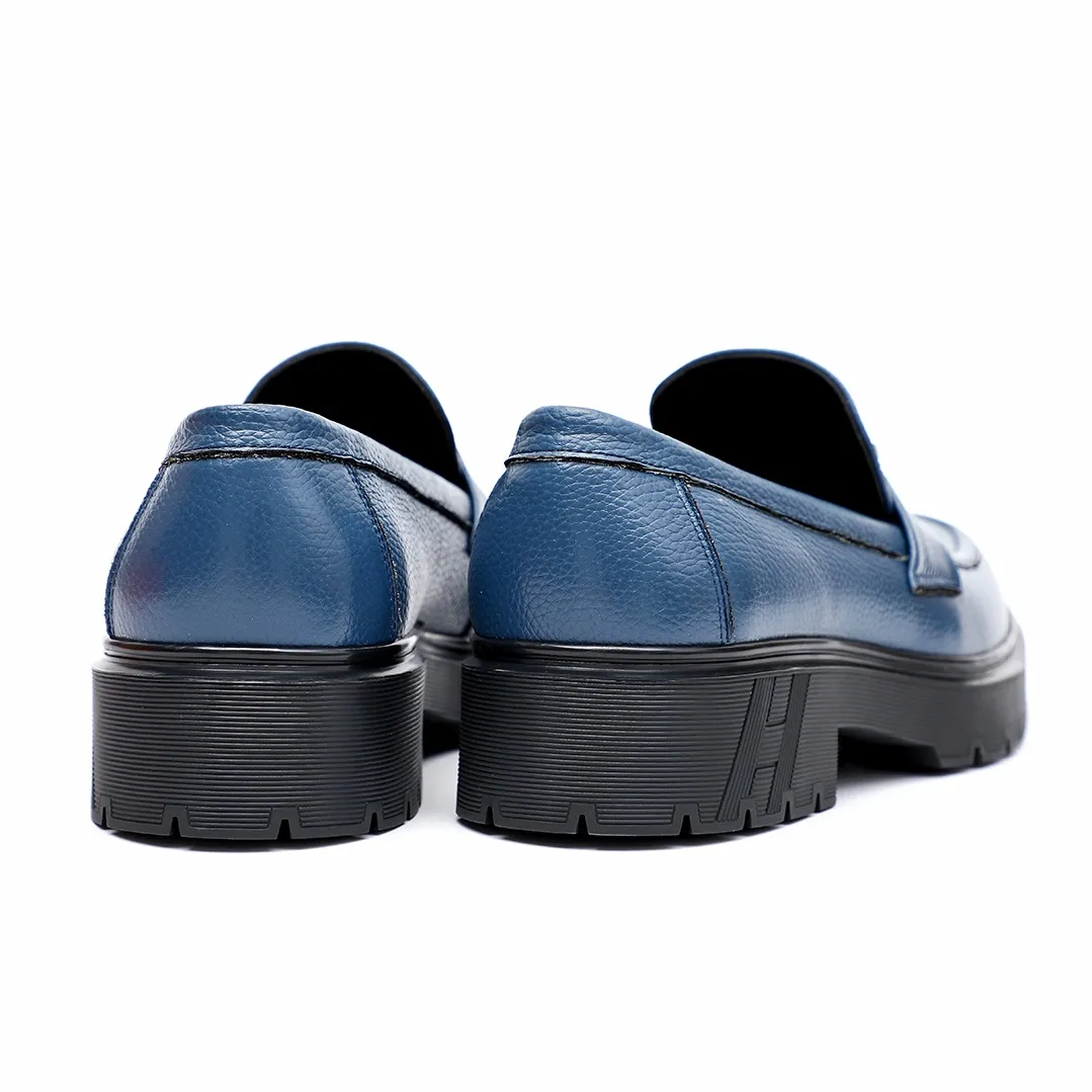 Men's shoes 💰700 💐[HERMES] popular men's shoes counter original items! The world's top brands...Luxury quality...//Fashion and high-end footwear 👍💪🏻...give you a low-key luxury comfort experience👍. The upper is made of pure Italian-imported original top-layer pebbled cowhide. Sweat-absorbent cowhide leather lining. Comfortable and breathable. The original rubber-plastic flower foam light outsole is high-end and classy. Luxurious and noble!! .. OEM factory shipment [Hug] stall.. Original plate. Welcome to taste..39-45 (38.45.46🉑️Customized)